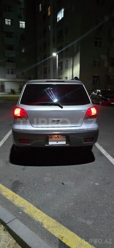 Mitsubishi Outlander-7