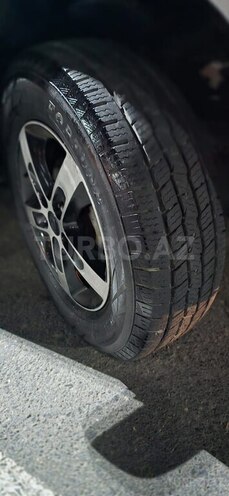 Mitsubishi Outlander-13
