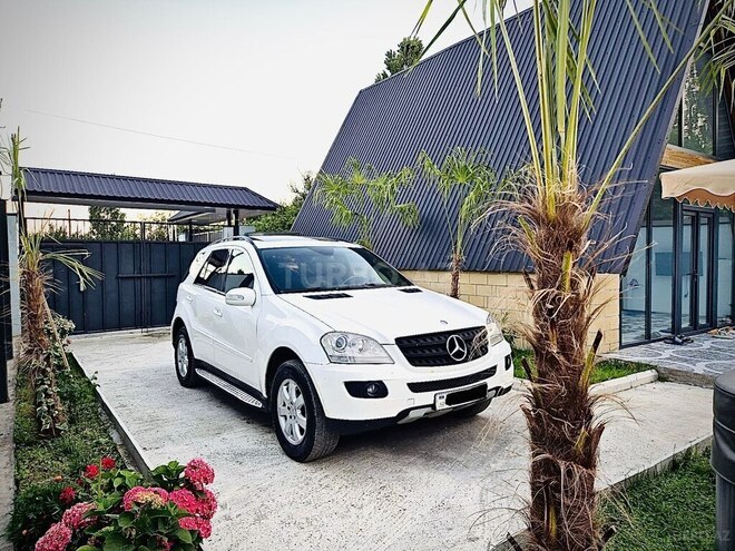 Mercedes ML 350 4MATIC-1