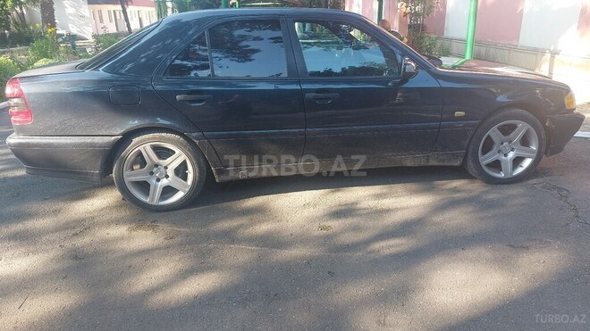 Mercedes C 180-4