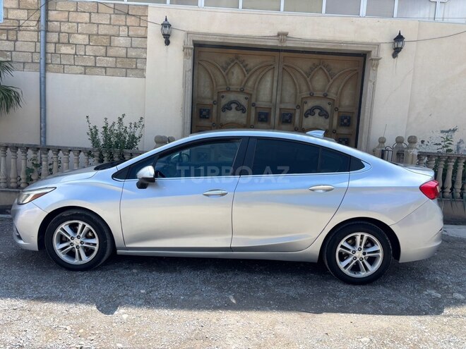 Chevrolet Cruze-4