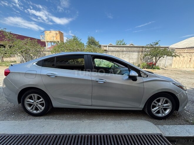 Chevrolet Cruze-3