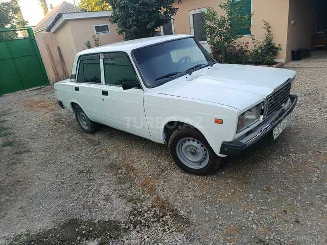 LADA (VAZ) 2107-4