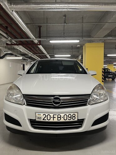 Opel Astra-2