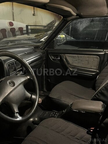 GAZ 31105 "Volga"-6