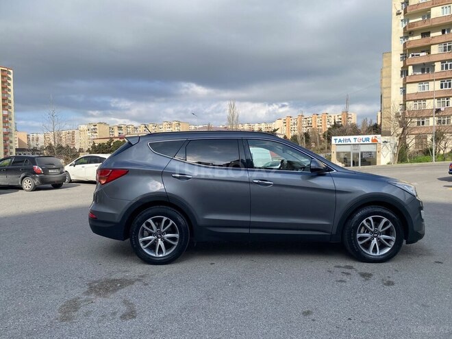 Hyundai Santa Fe-6