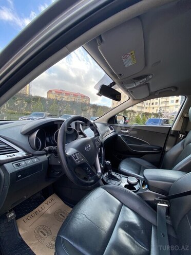 Hyundai Santa Fe-10