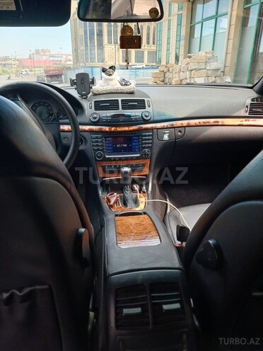 Mercedes E 350 4MATIC-18
