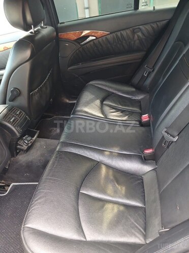 Mercedes E 350 4MATIC-17