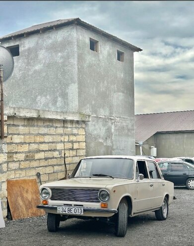 LADA (VAZ) 21013-1