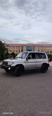 Mitsubishi Pajero io-3