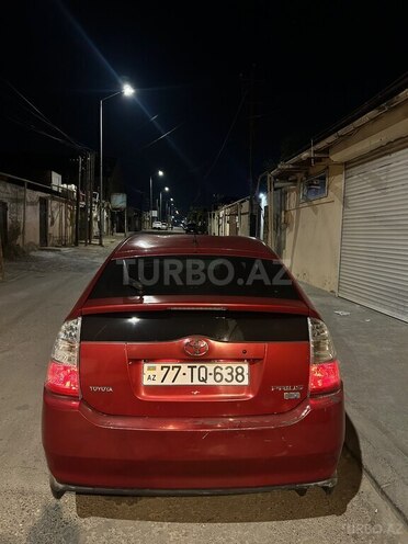 Toyota Prius-3