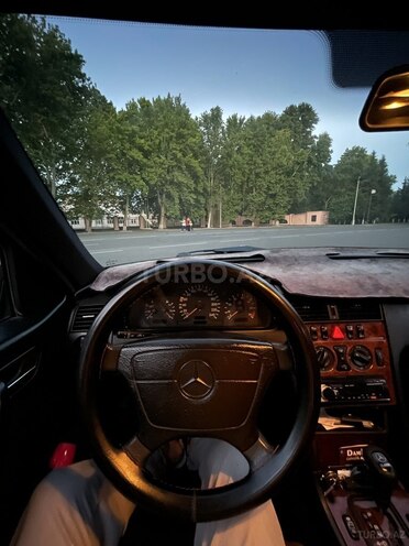 Mercedes C 200-10