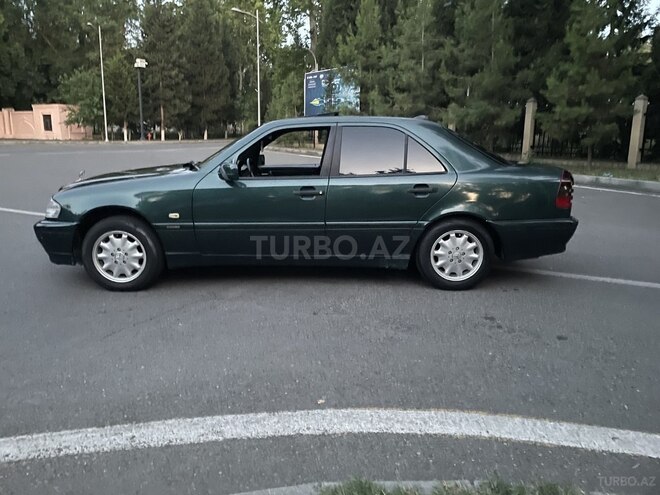 Mercedes C 200-3