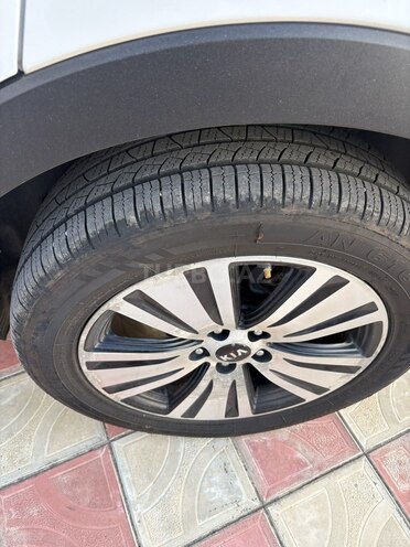 Kia Sportage-5