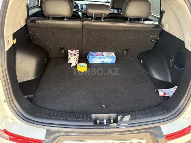 Kia Sportage-13