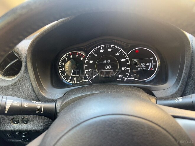 Nissan Note-3