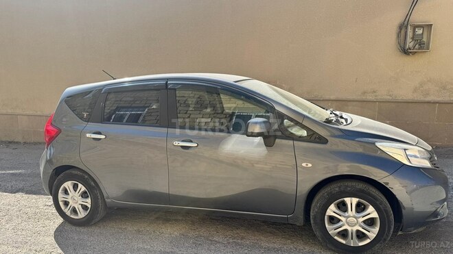 Nissan Note-4