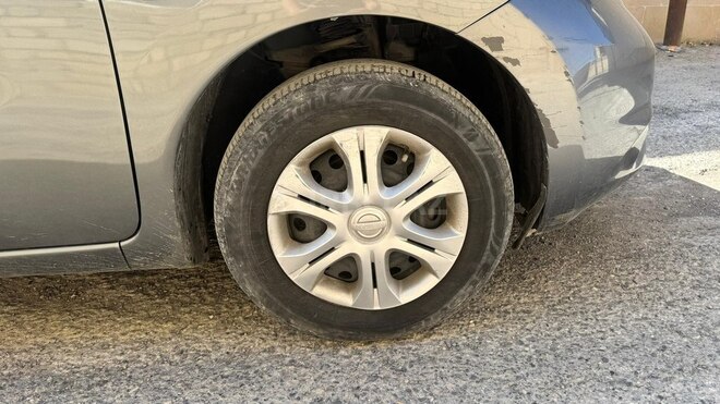 Nissan Note-6
