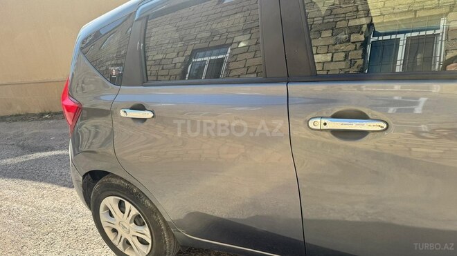 Nissan Note-10