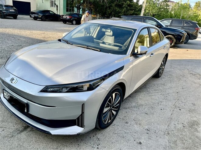 Changan Qiyuan A05-3