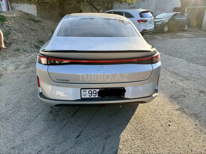 Changan Qiyuan A05-4