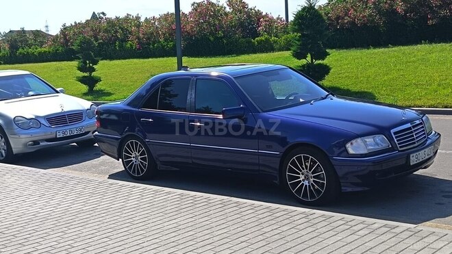 Mercedes C 240-3