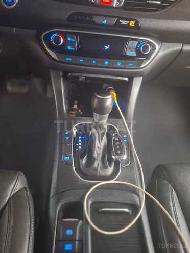 Hyundai i30-16