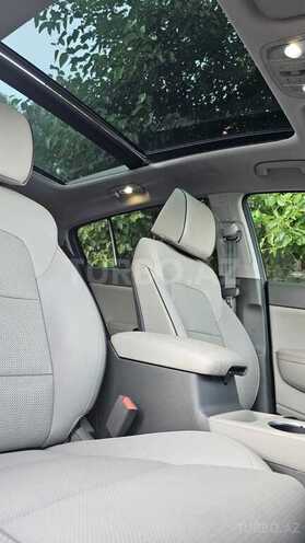 Kia Sportage-13