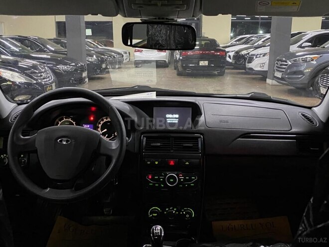 LADA (VAZ) Priora-8