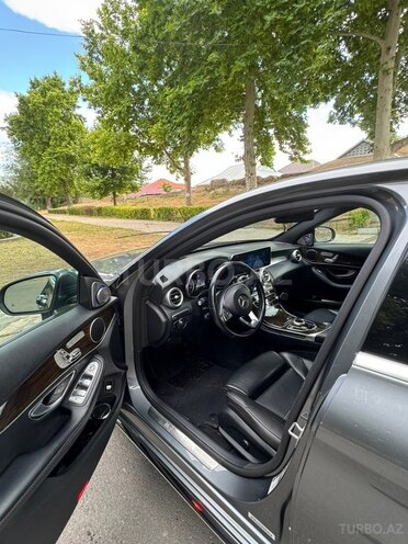 Mercedes C 300-11