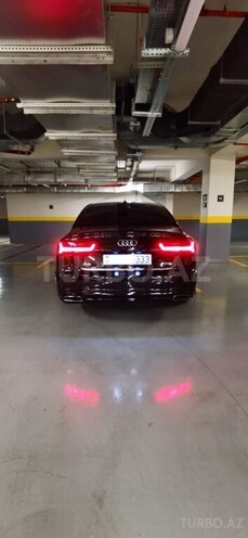 Audi A6-11