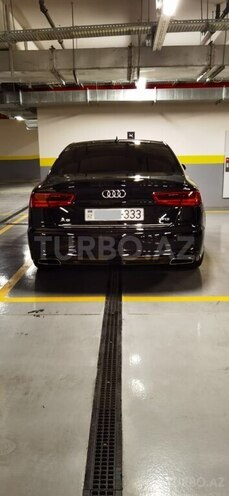Audi A6-6