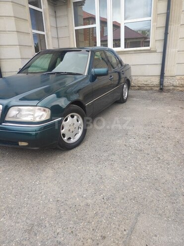 Mercedes C 220-2