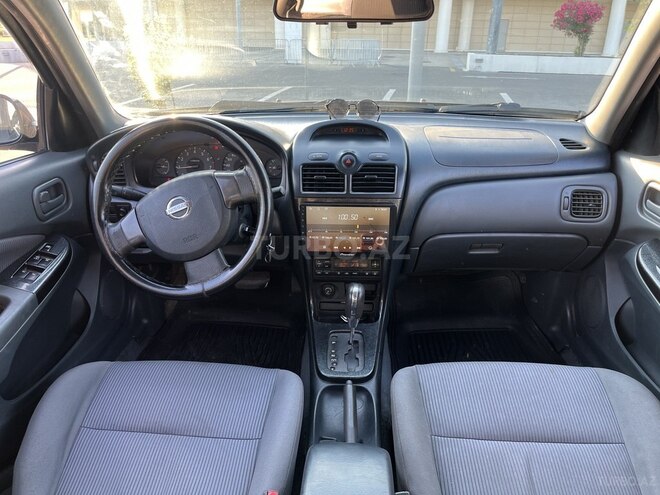 Nissan Sunny-2