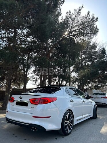 Kia Optima-4