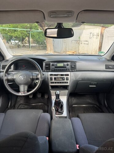 Toyota Corolla-11