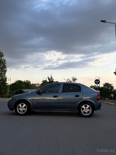 Opel Astra-3