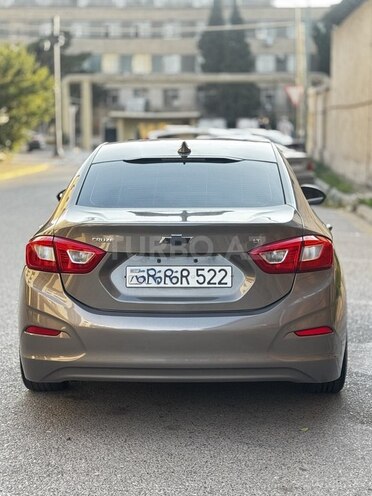 Chevrolet Cruze-3