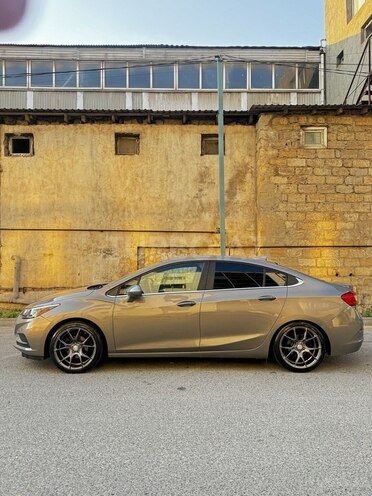 Chevrolet Cruze-4