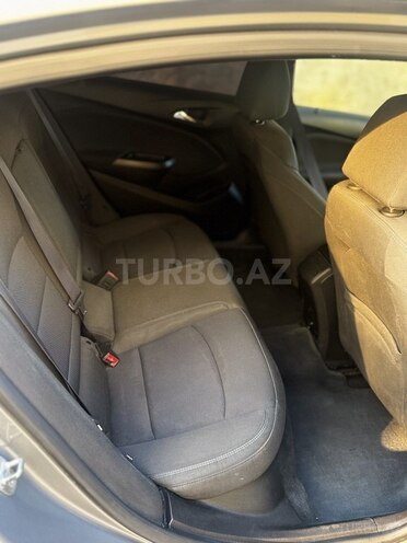Chevrolet Cruze-17