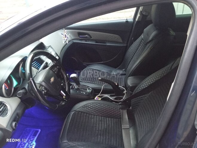 Chevrolet Cruze-6
