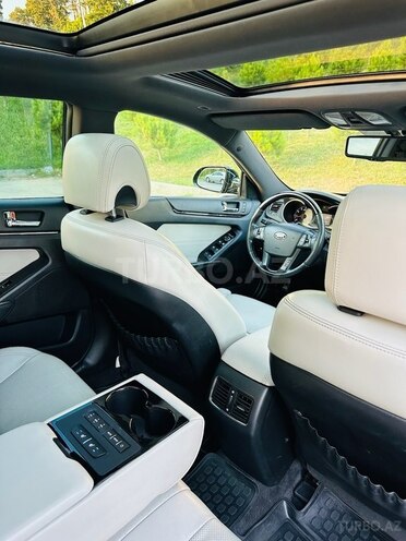 Kia Cadenza-8