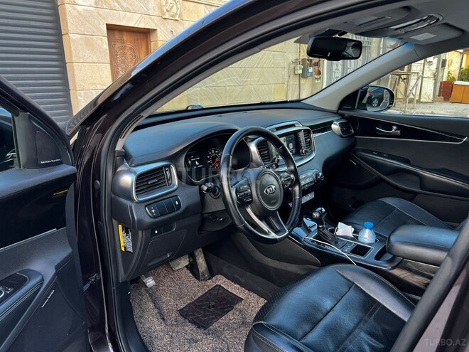 Kia Sorento-5