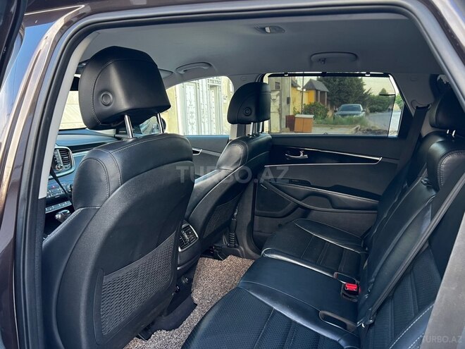 Kia Sorento-7