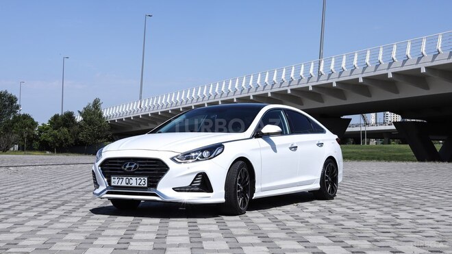 Hyundai Sonata-5