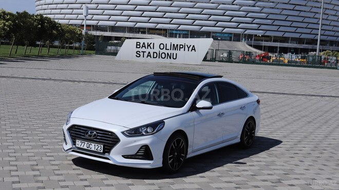 Hyundai Sonata-1