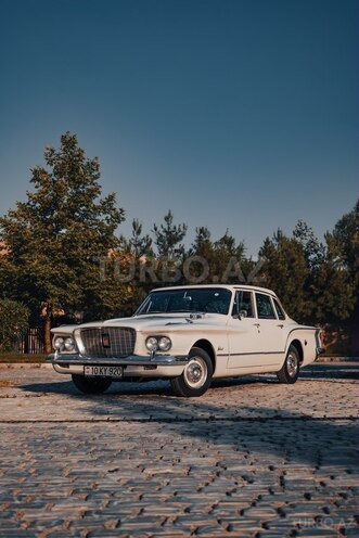 Plymouth Valiant-1