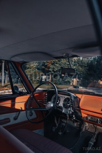 Plymouth Valiant-11