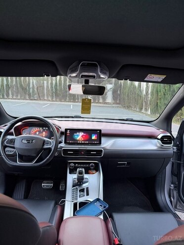Geely Coolray-10